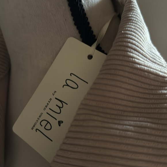 Jacket - Picture 4 of 6